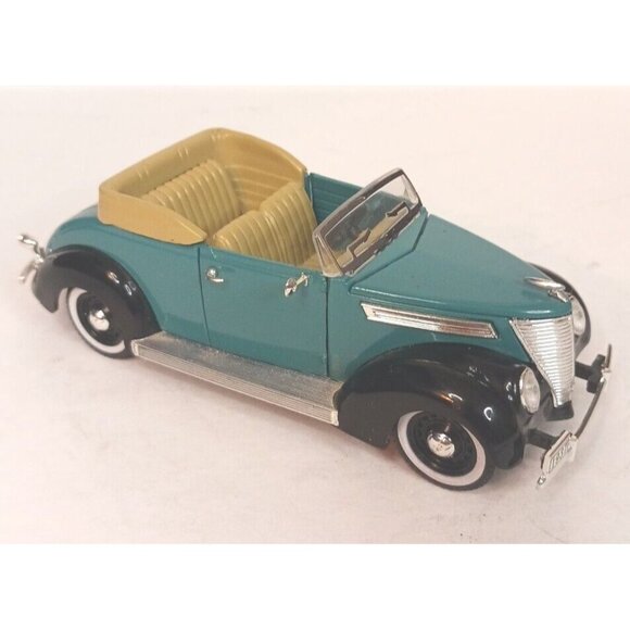 1937 Ford Convertable Sedan Arko Diecast Car 1:32 Scale Hood Doors Trunck Open - Picture 4 of 7